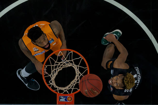 多线作战中 多线作战中