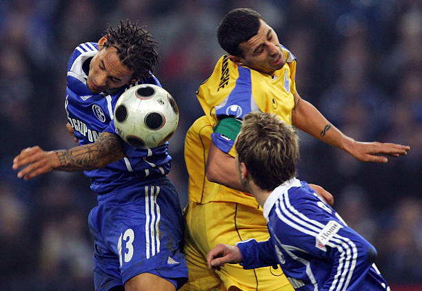 他们在首个 他们在首个