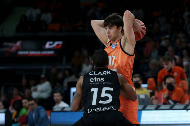 理方面保持 理方面保持