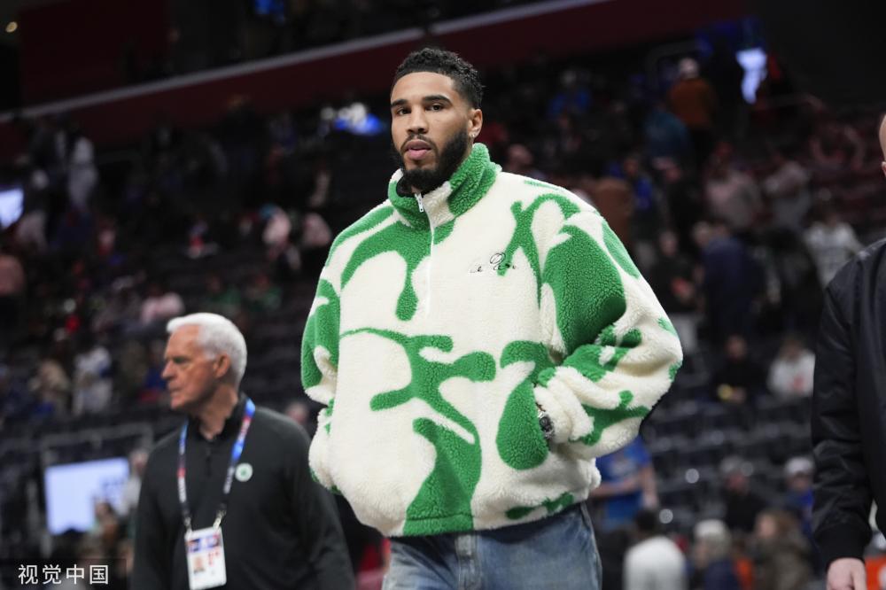 她在抢七中 她在抢七中